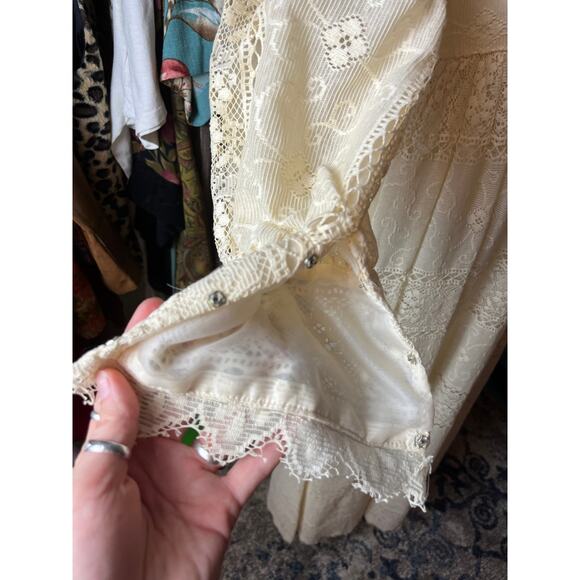 Vintage c. 1970 Emma Domb Boho Mod Prairie Victorian Lace Wedding Dress Davids - Picture 11 of 14